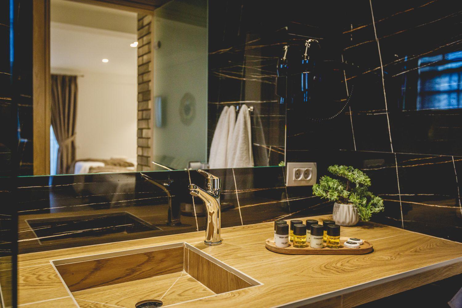 Naias Nemeia Luxury Rooms Nemea ภายนอก รูปภาพ